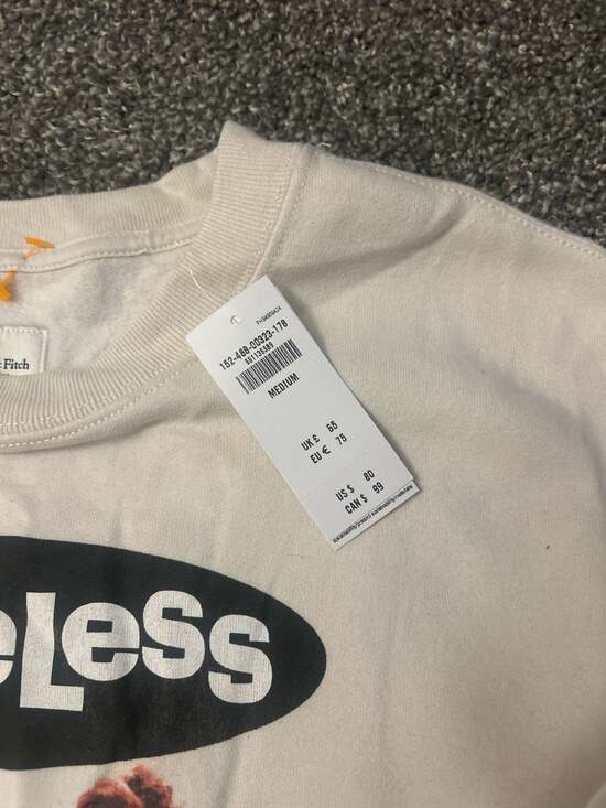 Abercrombie & Fitch Clueless Vintage Graphic Sunday Crew Sweatshirt - Picture 3 of 4